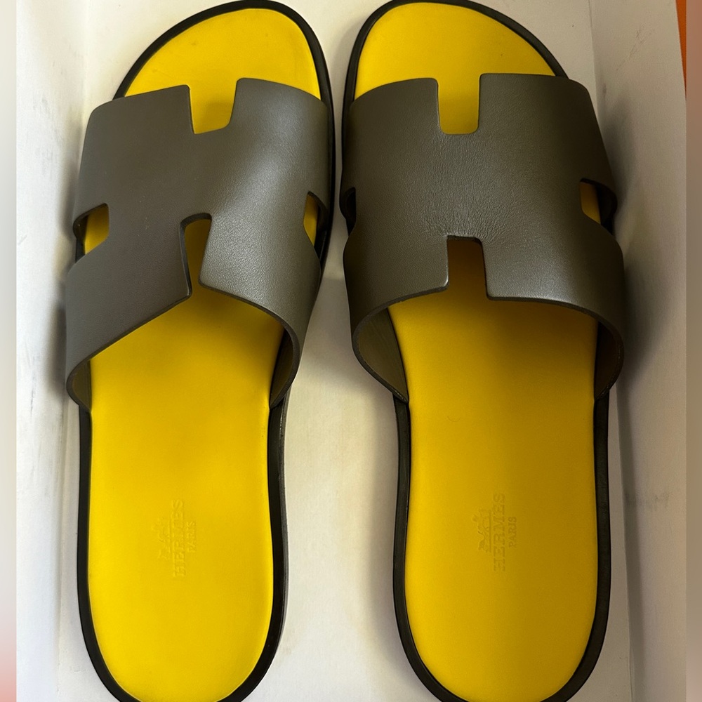 Izmir Sandal by Hermes Model #H041141ZH